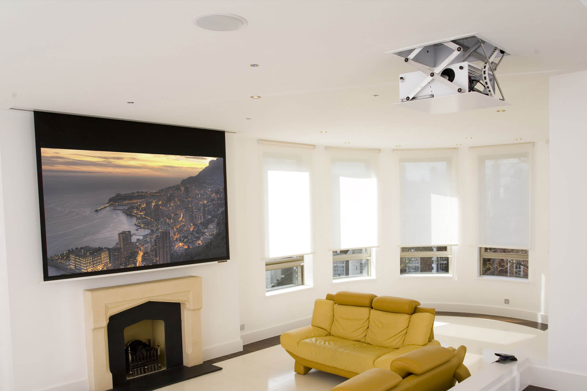 Maximize Your Viewing Experience with a Ceiling Mount Projector: The Ultimate Guide for Home Theater Enthusiasts